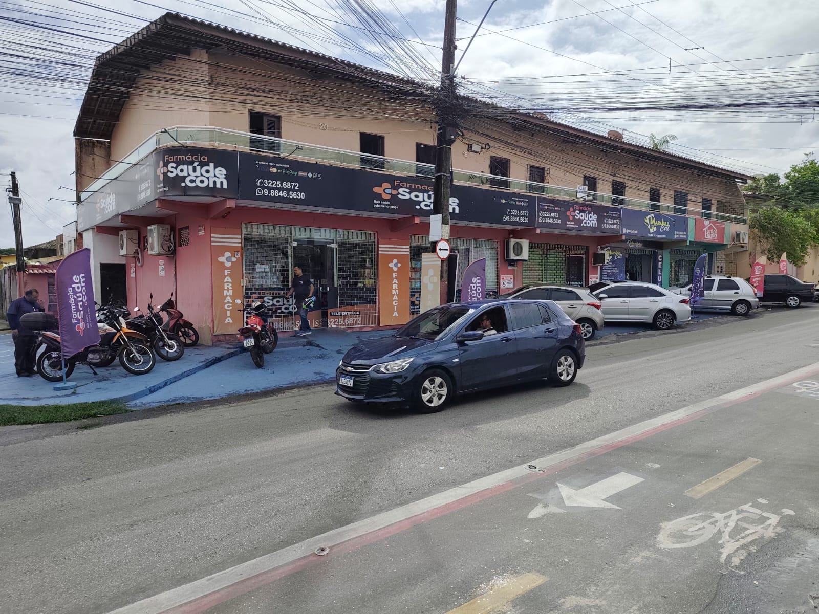 Fachada Farmácia Mais Saúde